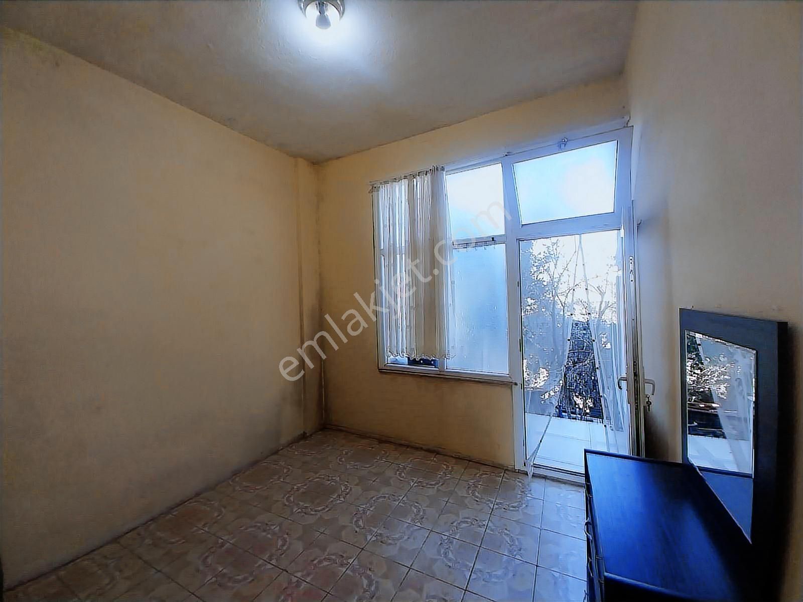 Gaziemir Sarnıç'ta Eşyalı 1+1 Hazır Mutfak İçin Bakımlı Temiz - Görsel 9