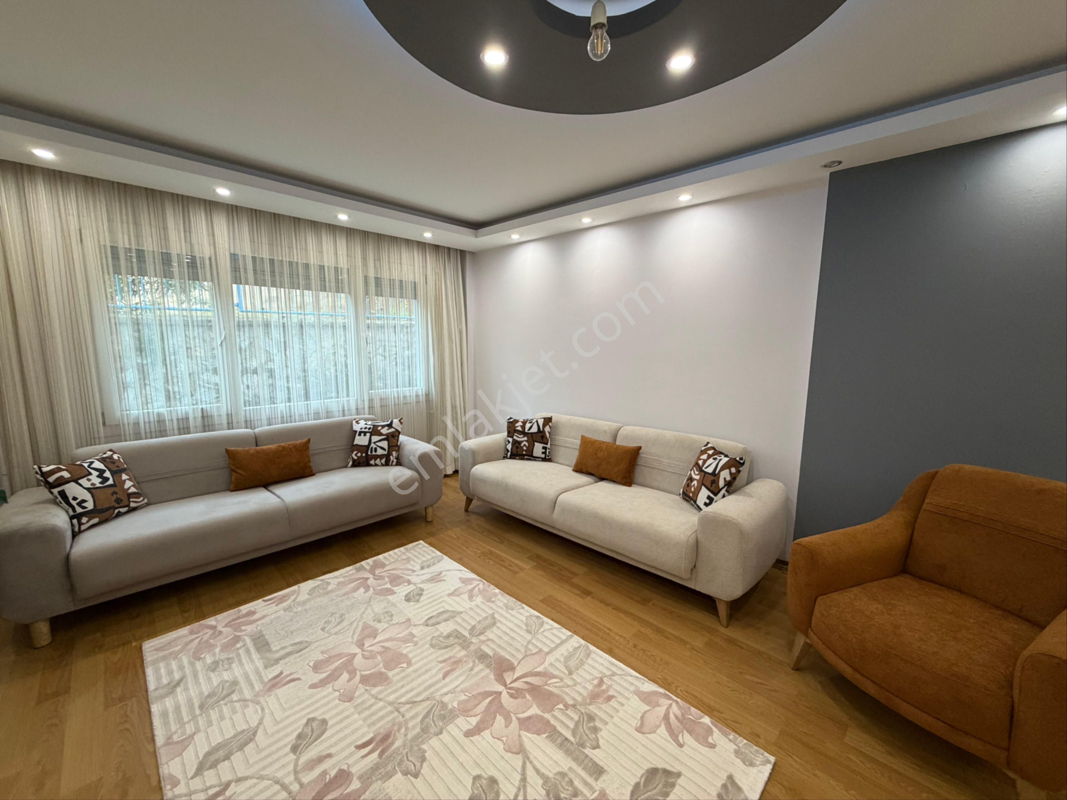 Kuşadası Merkezde Masrafsız Full Eşyalı Satılık Geniş 1+1 Daire - Görsel 6