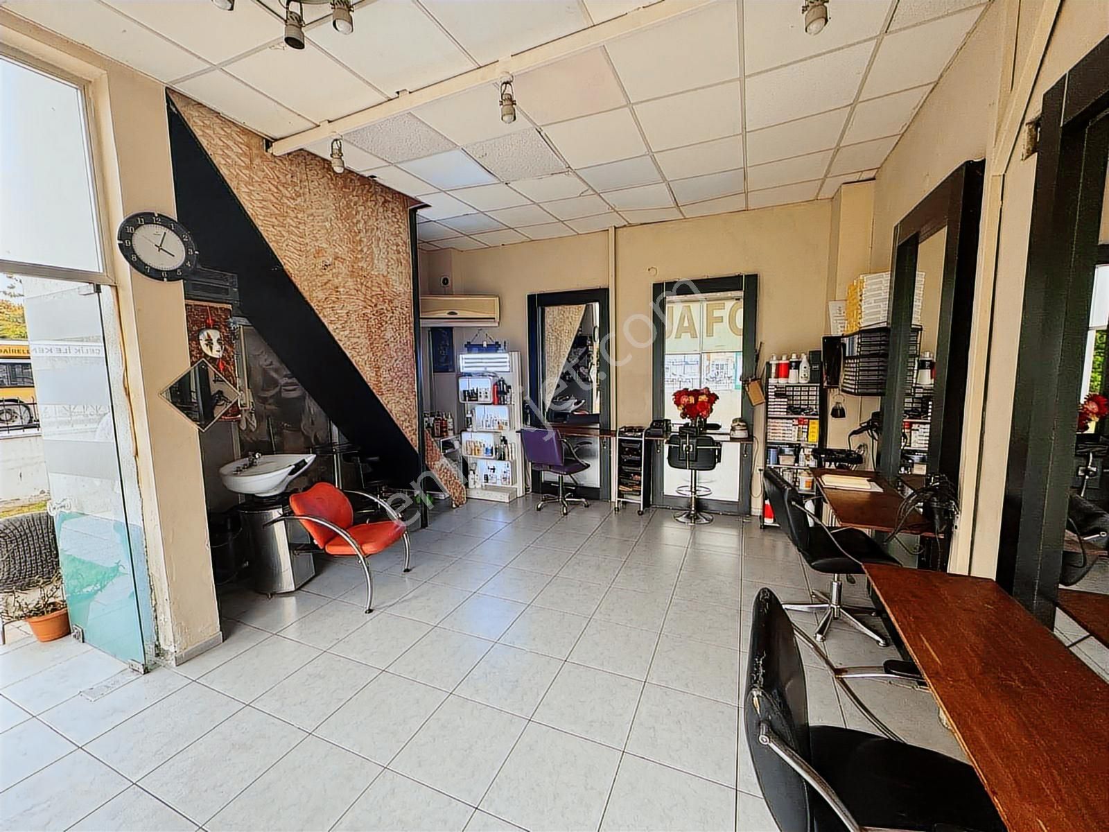 Karşıyaka Yeni Girnede Cadde Üstü Boş Satılık Dükkan - Görsel 14