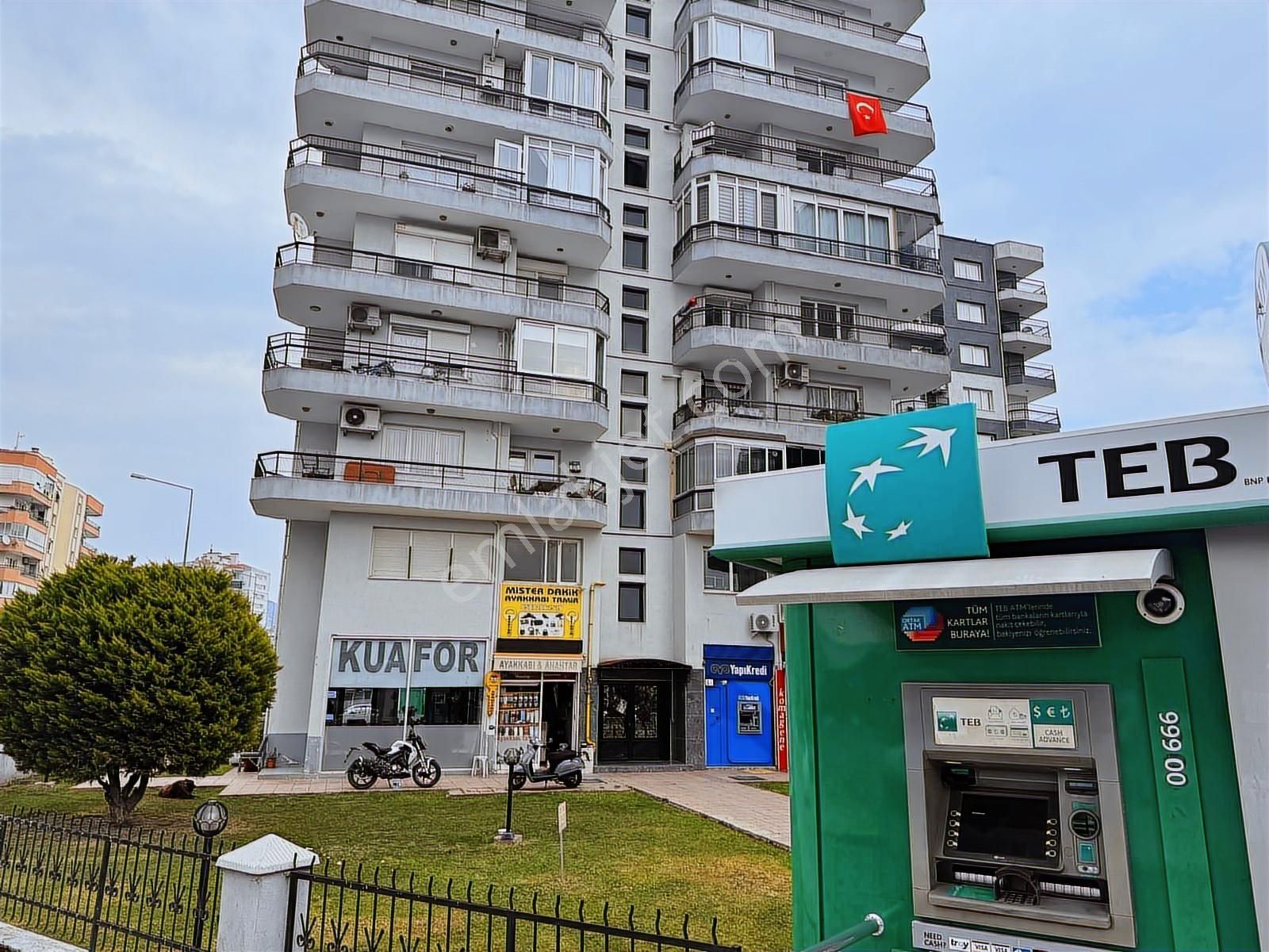 Karşıyaka Yeni Girnede Cadde Üstü Boş Satılık Dükkan - Görsel 13