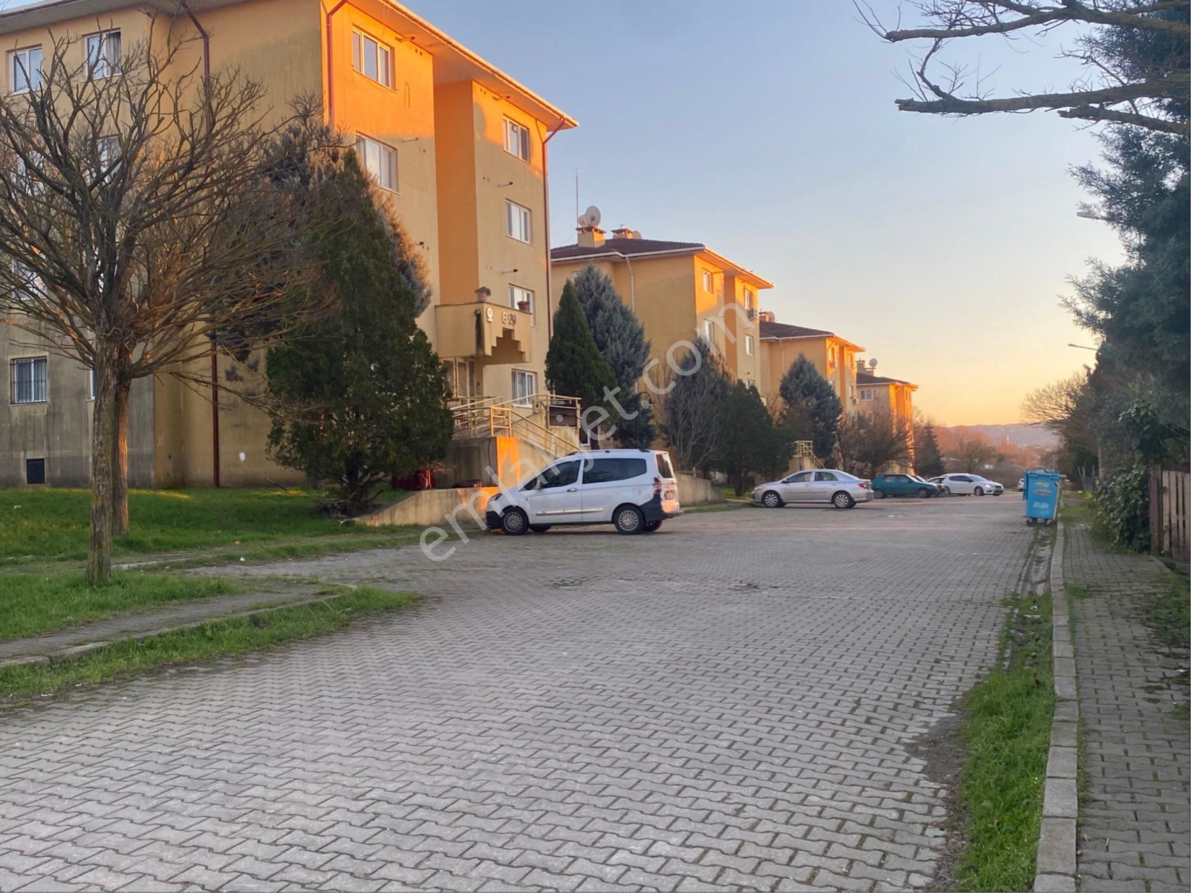 Remax Mavi Nagihan Karakuzu Dan Korucuk Mah. Vakıfkent 1+1 Temiz Daire