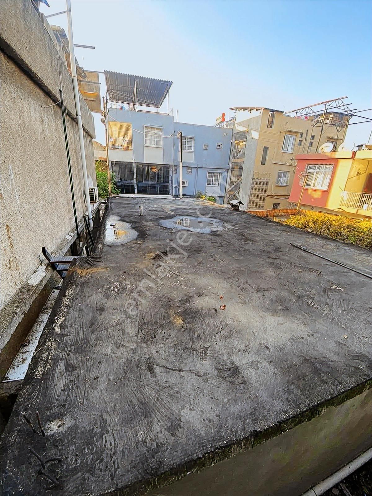 Tek Katlı Geniş Oturumlu 120 M2 Arsalı Satılık Müstakil Ev - Görsel 11