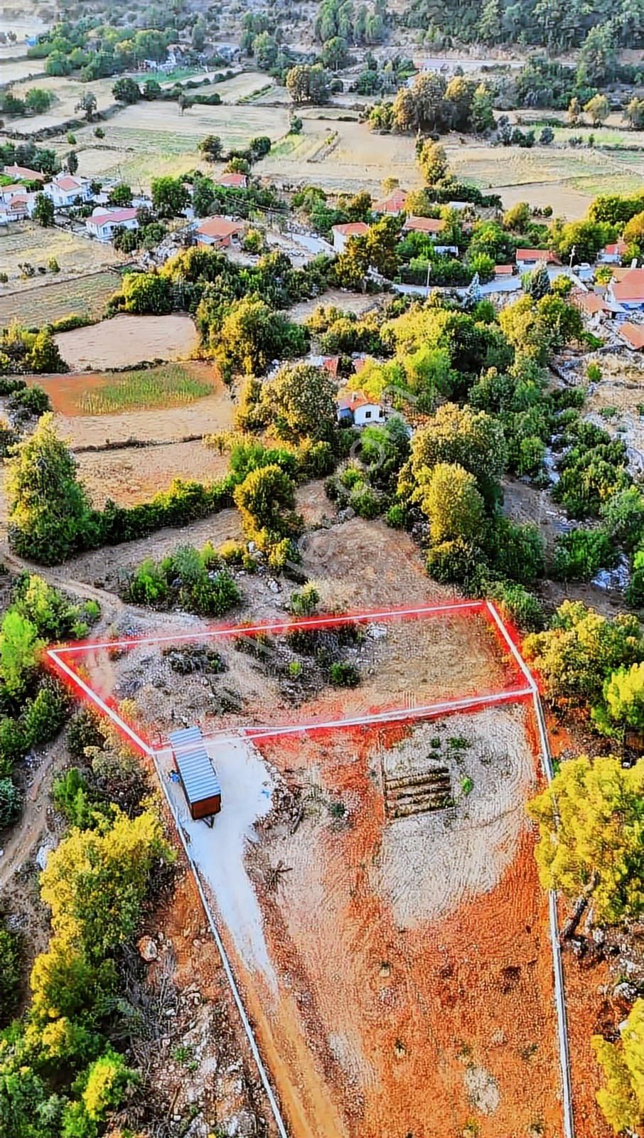 Muğla'da Denize Kıyısı Olan Köyde Arsa - Görsel 4