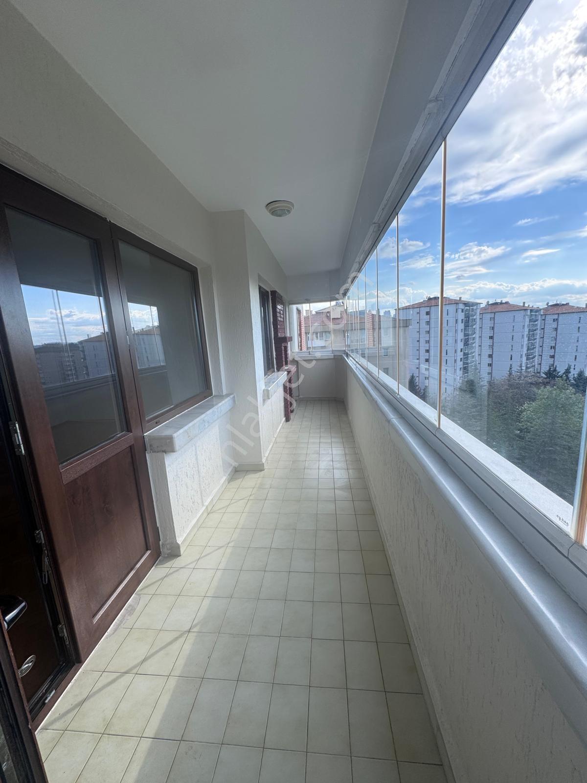 Turyap'tan Çiğdem'de Site İçinde Kiracısız Boş Satılık Daire - Görsel 14