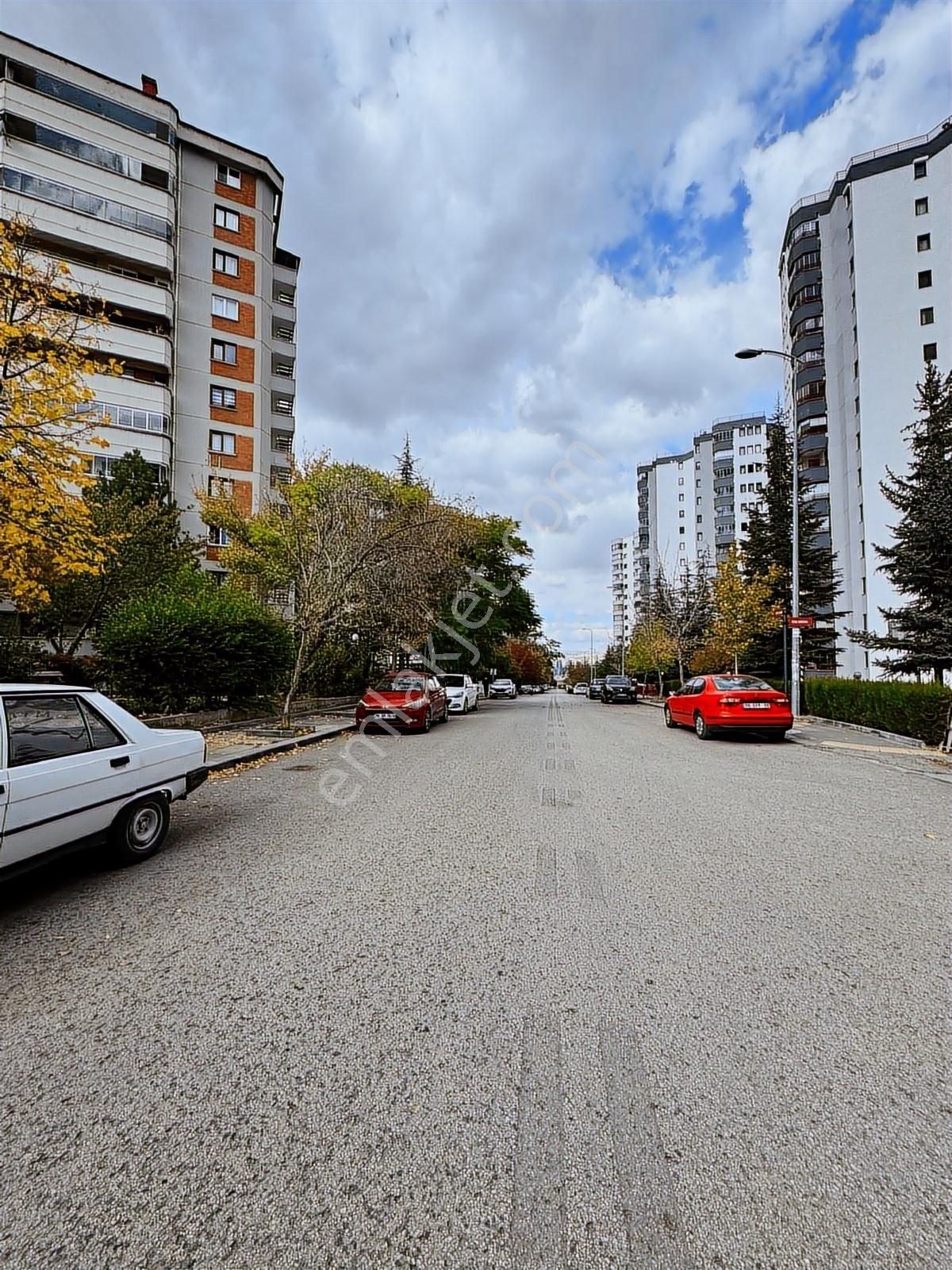 Turyap'tan Çiğdem'de Site İçinde Bakımlı Satılık Daire - Görsel 15