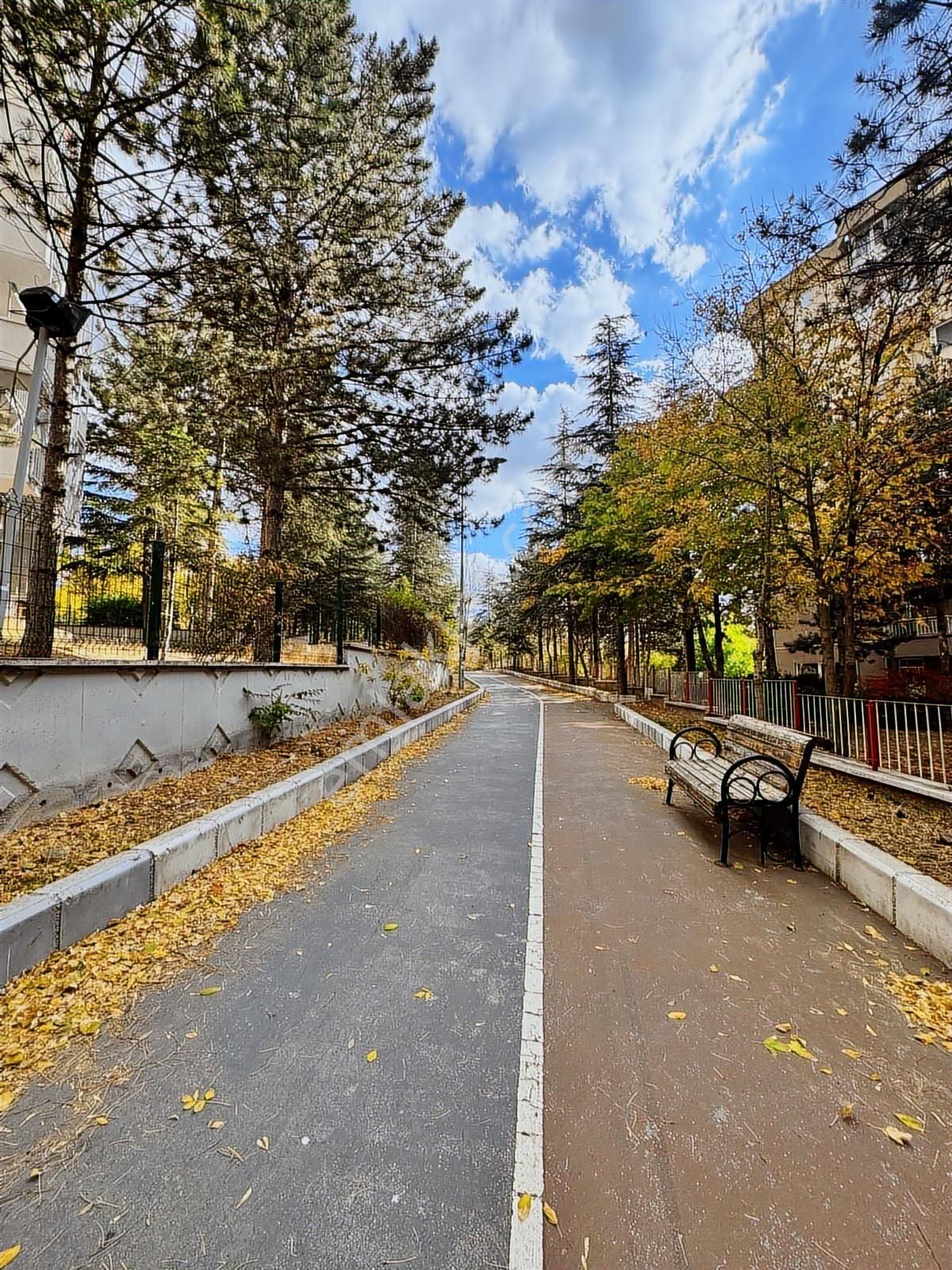 Turyap'tan Çiğdem'de Site İçinde Bakımlı Satılık Daire - Görsel 29