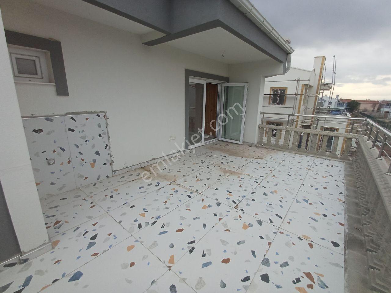 Ihlamurkent'te Site İçinde Lüks Yapılı Satılık 5+1 Villa - Görsel 22