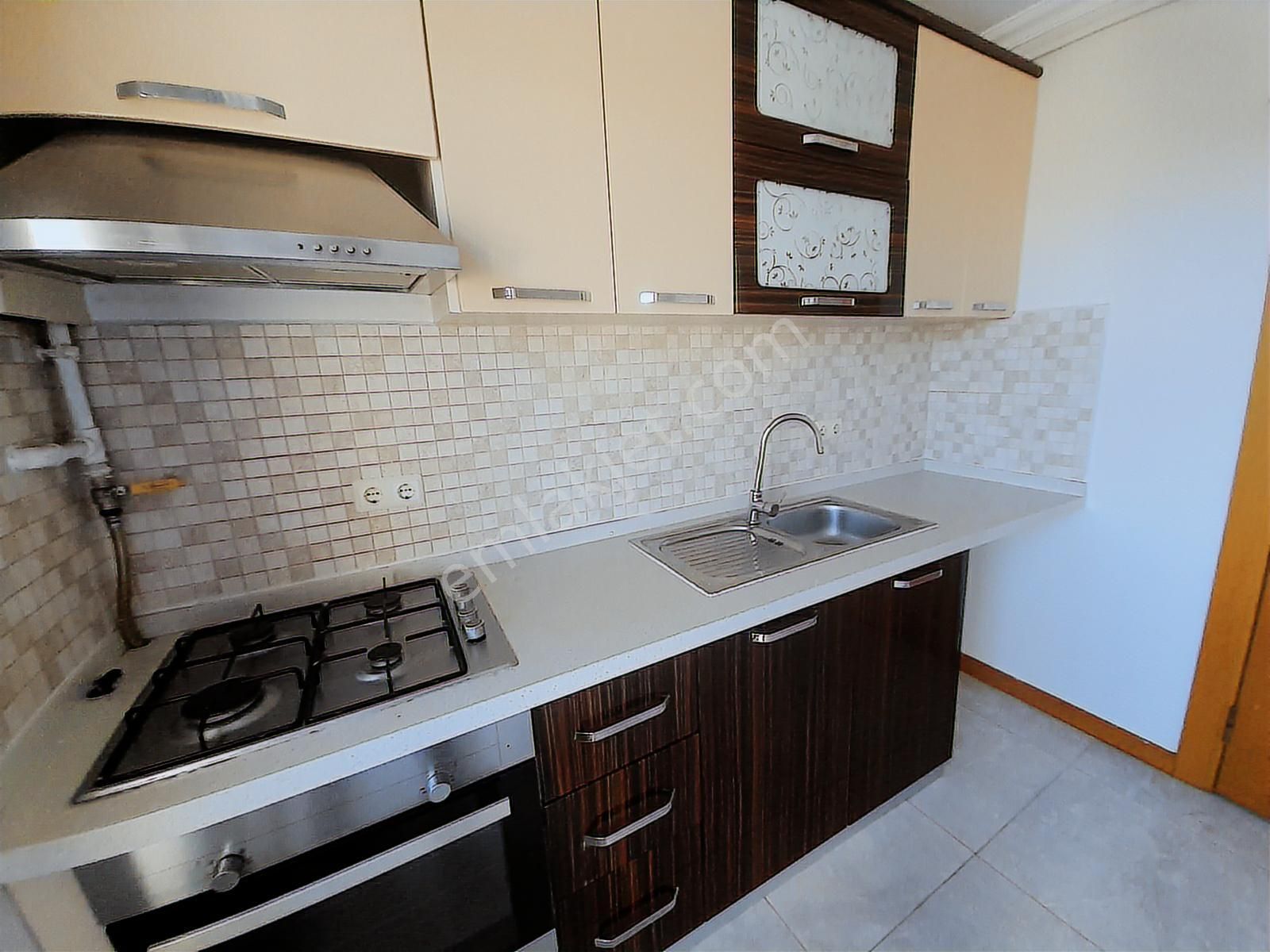 Butik Site Tarzında-ikbal Cad Çok Yakın-çift Balkon-kapalı Garaj - Görsel 14