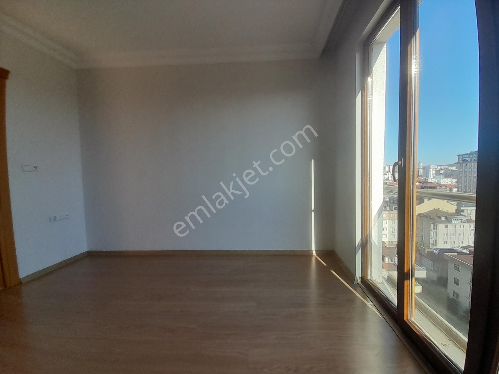 Butik Site Tarzında-ikbal Cad Çok Yakın-çift Balkon-kapalı Garaj - Görsel 31