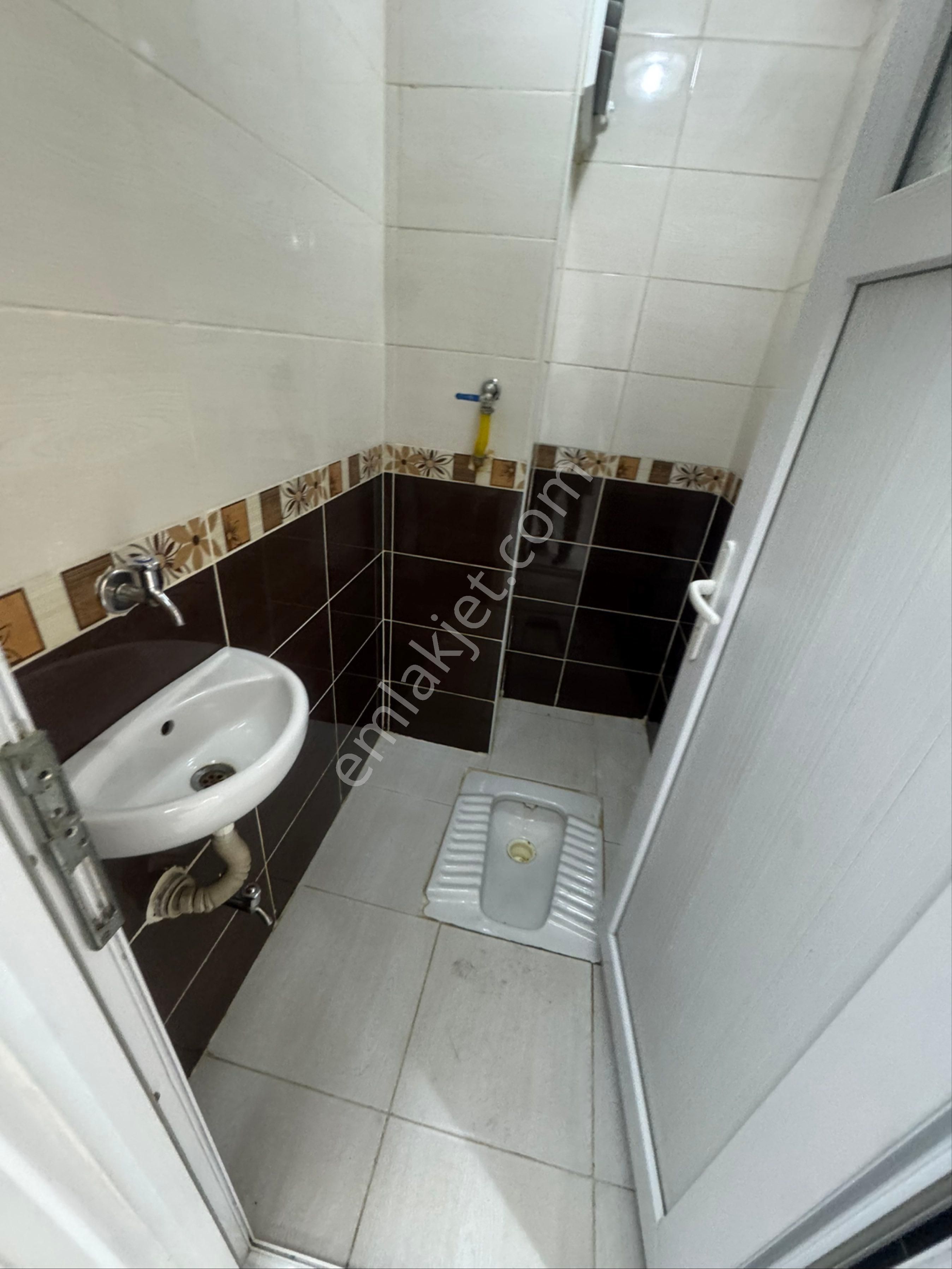 Talatpaşa Sınır Erdoğanlar Okul Hastane Meydana Cok Yakın Konumda - Görsel 10