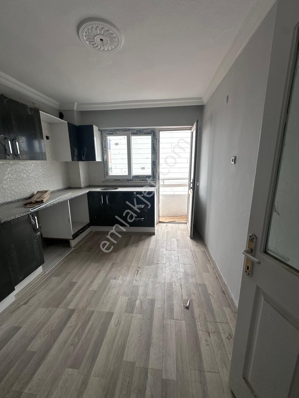 Konut Emlak’tan Aydın Nazilli Şirinevler Mahallesi’nde Satılık 3+1 Daire