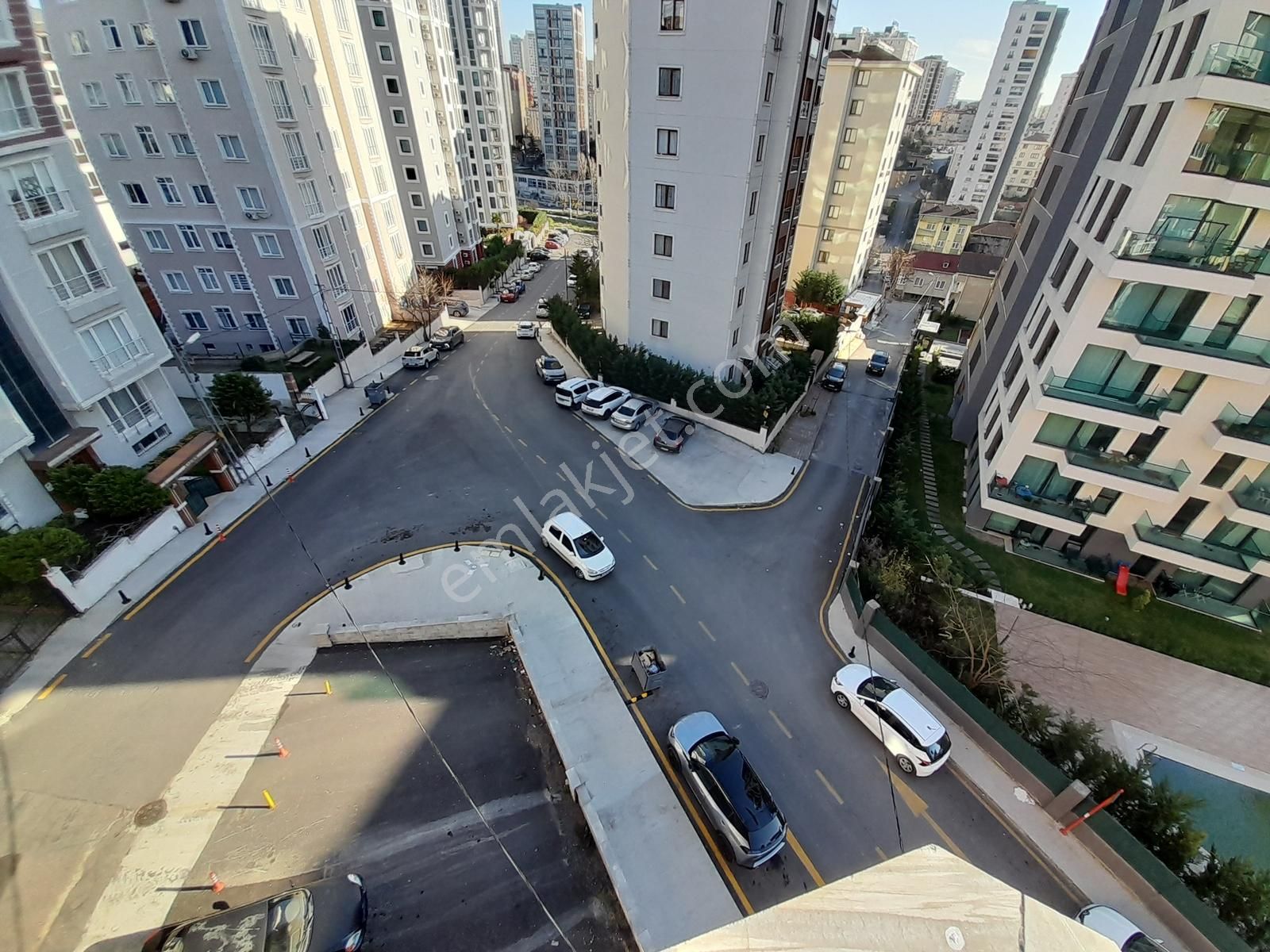 Finans Merkezine Ve Ataşehire Çok Yakın Çift Balkonlu Geniş 3+1 - Görsel 23