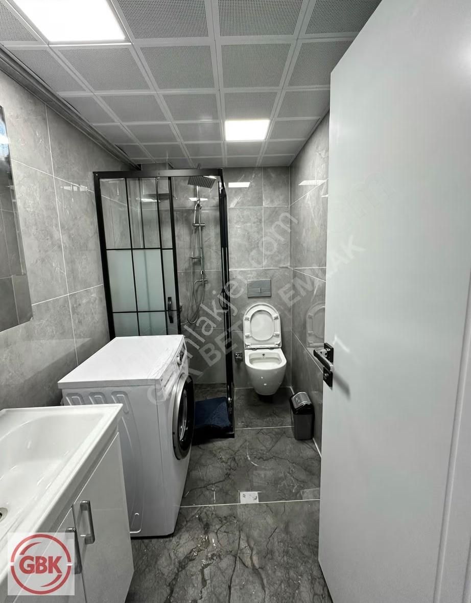 Gop Kırlangıç Sokakta Sıfır Bina, Otoparklı, Yerden Isıtmalı 1+1 - Görsel 3