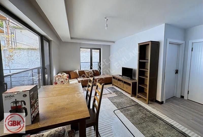 Gop Kırlangıç Sokakta Sıfır Bina, Otoparklı, Yerden Isıtmalı 1+1 - Görsel 17