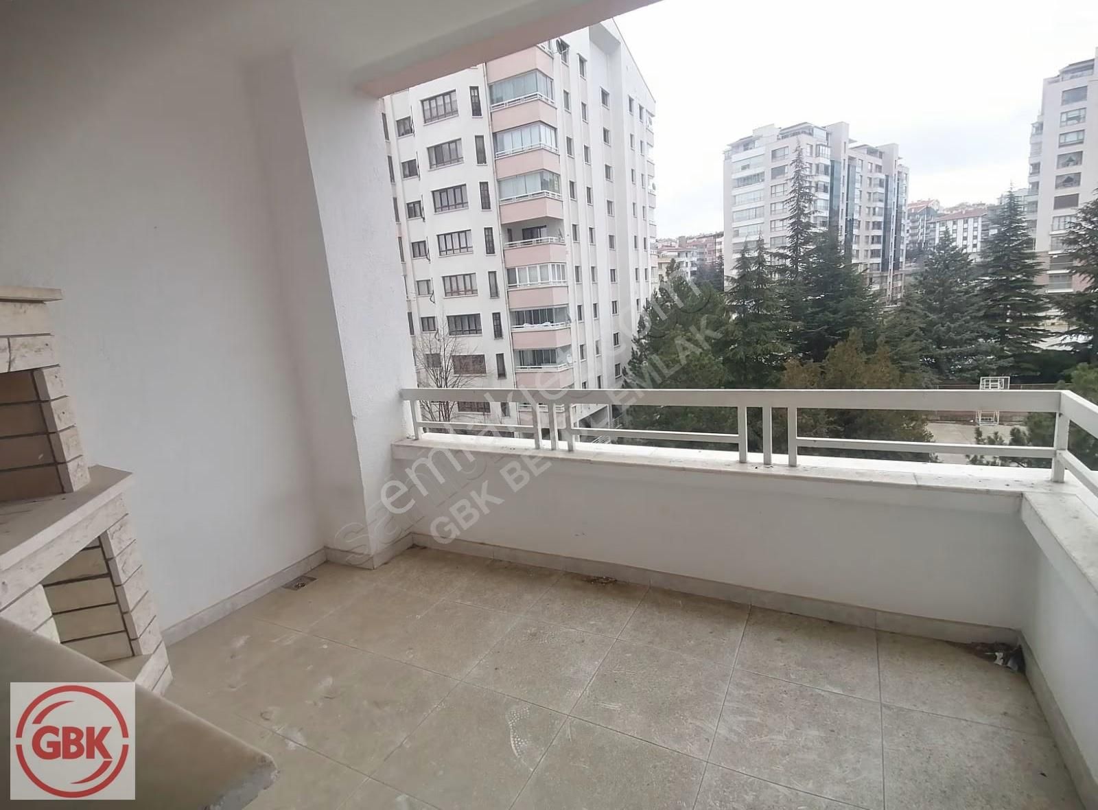 Turan Güneş Cadde Üzeri Koz Sitesinde 1.kat 270 M2 4+1 Kiralık - Görsel 22