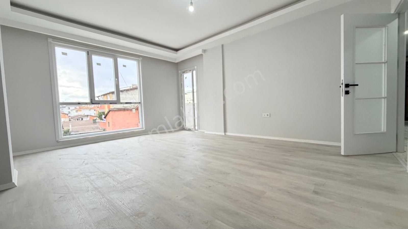 Çekmeköy Ekşioğlu Mah De Arakat 2+1,95m2 - Görsel 13