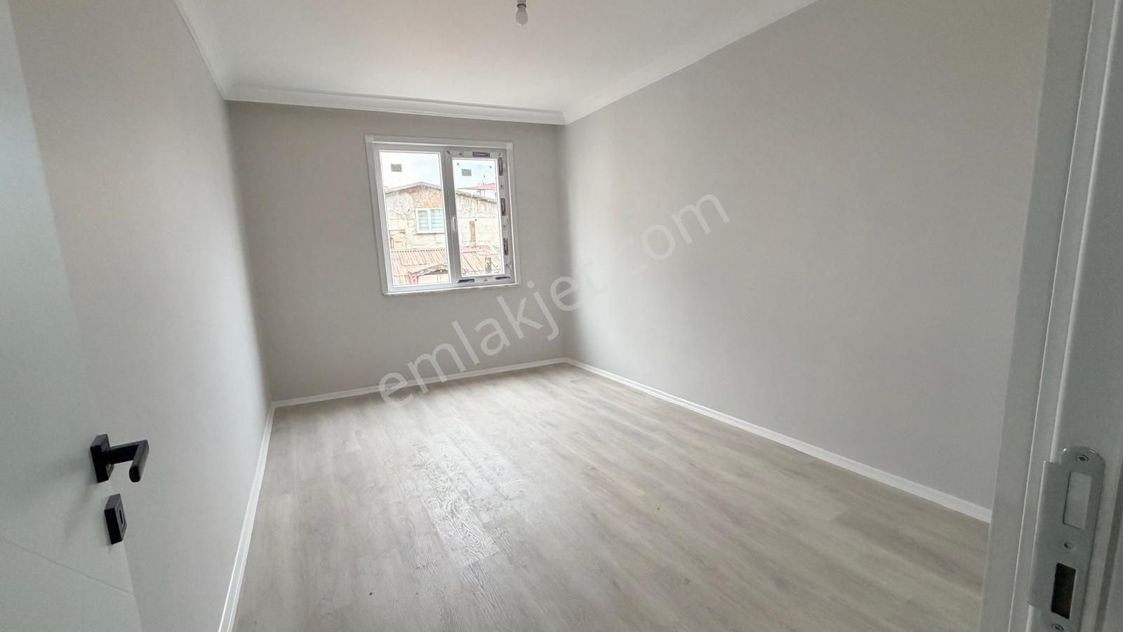 Çekmeköy Ekşioğlu Mah De Arakat 2+1,95m2 - Görsel 8