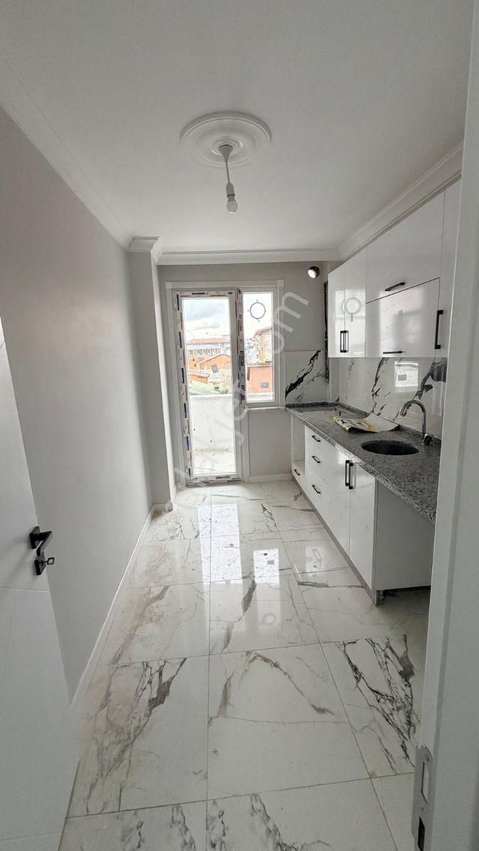 Çekmeköy Ekşioğlu Mah De Arakat 2+1,95m2 - Görsel 6