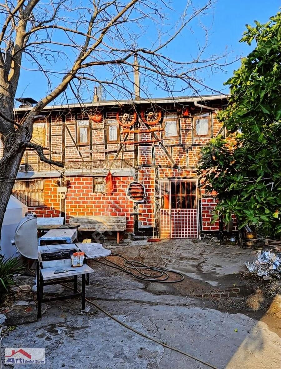 Arti Dan Gemlik Fevziye Köyünde Doğa Manzaralı Ev - Görsel 3