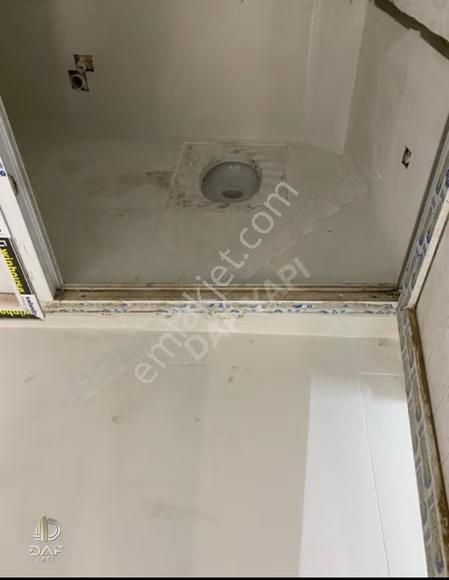 Arnavutköy Merkezde Satılık Çift Tapulu 2 Katlı Dükkan - Görsel 2