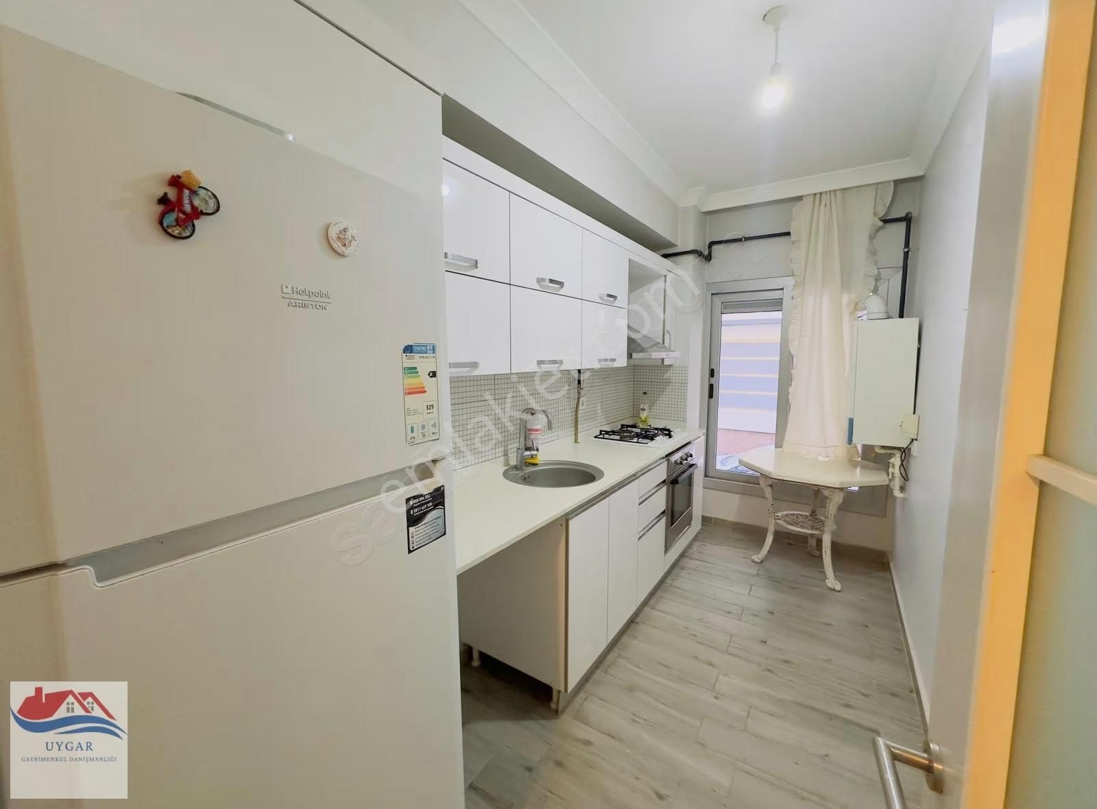 Karşıyaka Şemikler De Demirköprü Diş Yakını Eşyalı 2+1 Daire