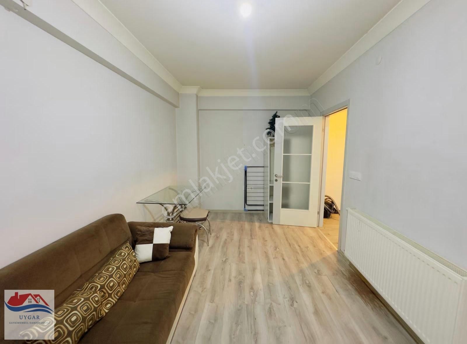 Karşıyaka Şemikler De Demirköprü Diş Yakını Eşyalı 2+1 Daire - Görsel 3