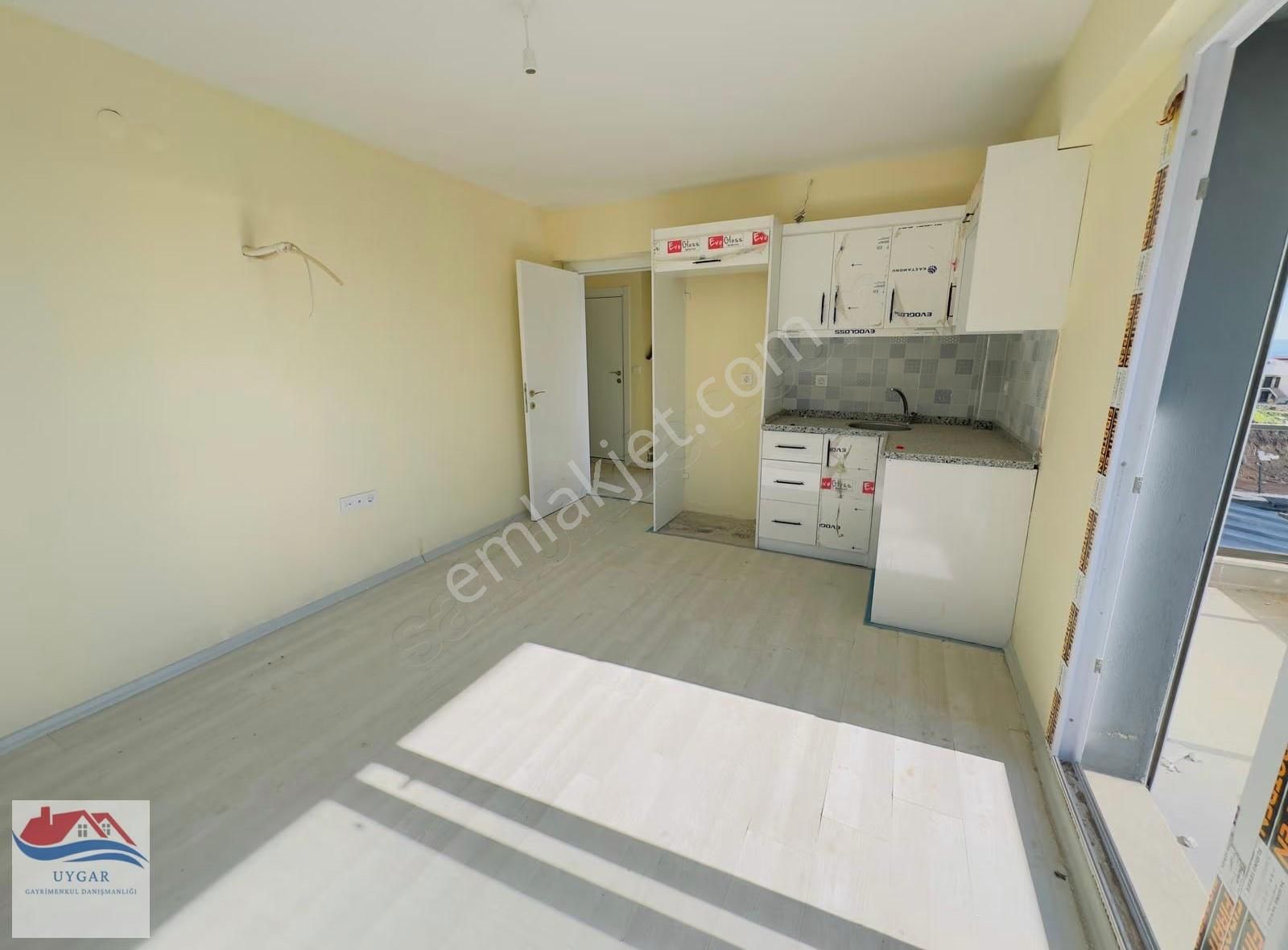 Çandarlı Merkez Yakını Deniz Manzaralı Satılık 3+1 Daire - Görsel 11