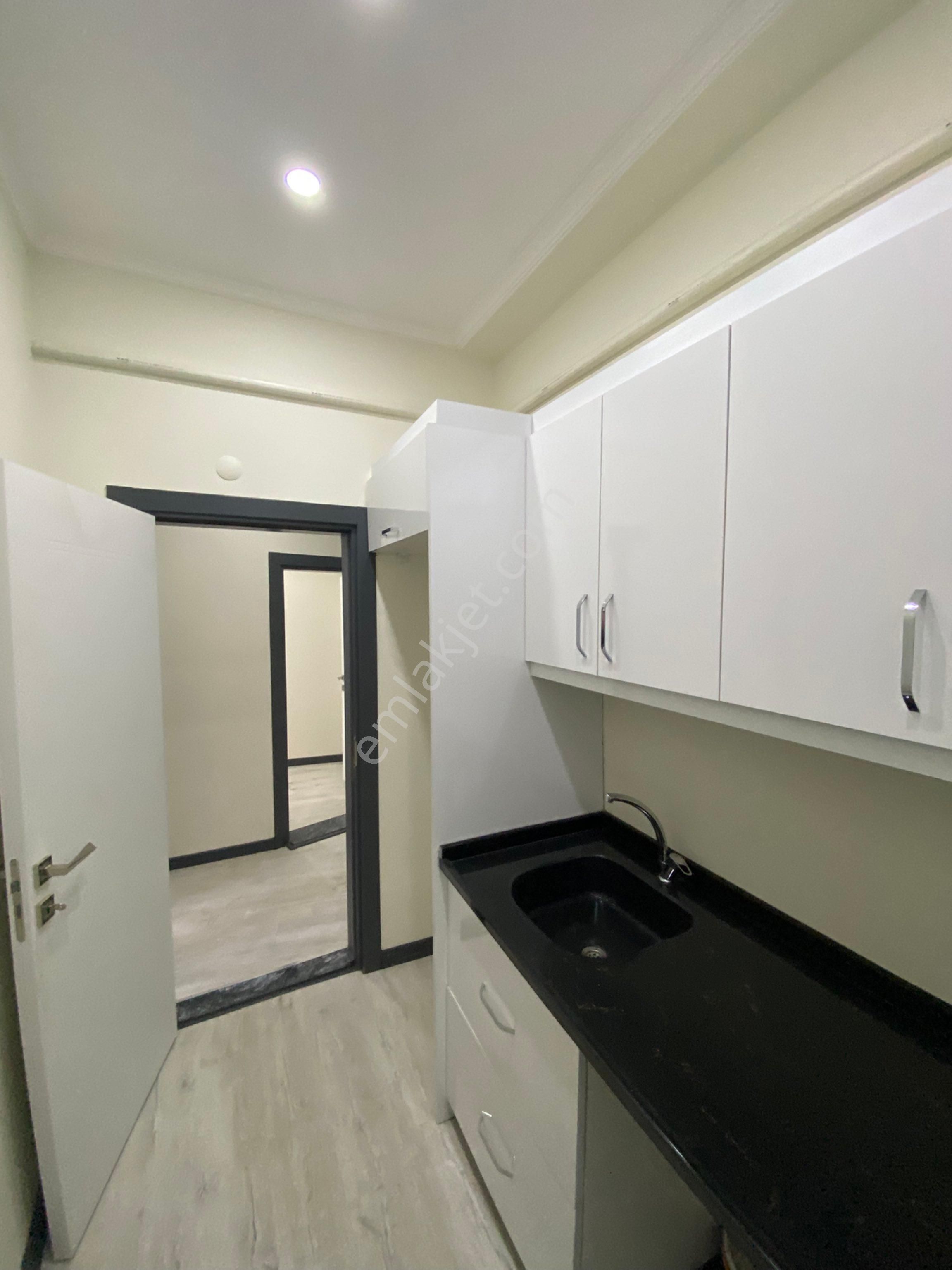 Mithatpaşada 2+1 - Görsel 7