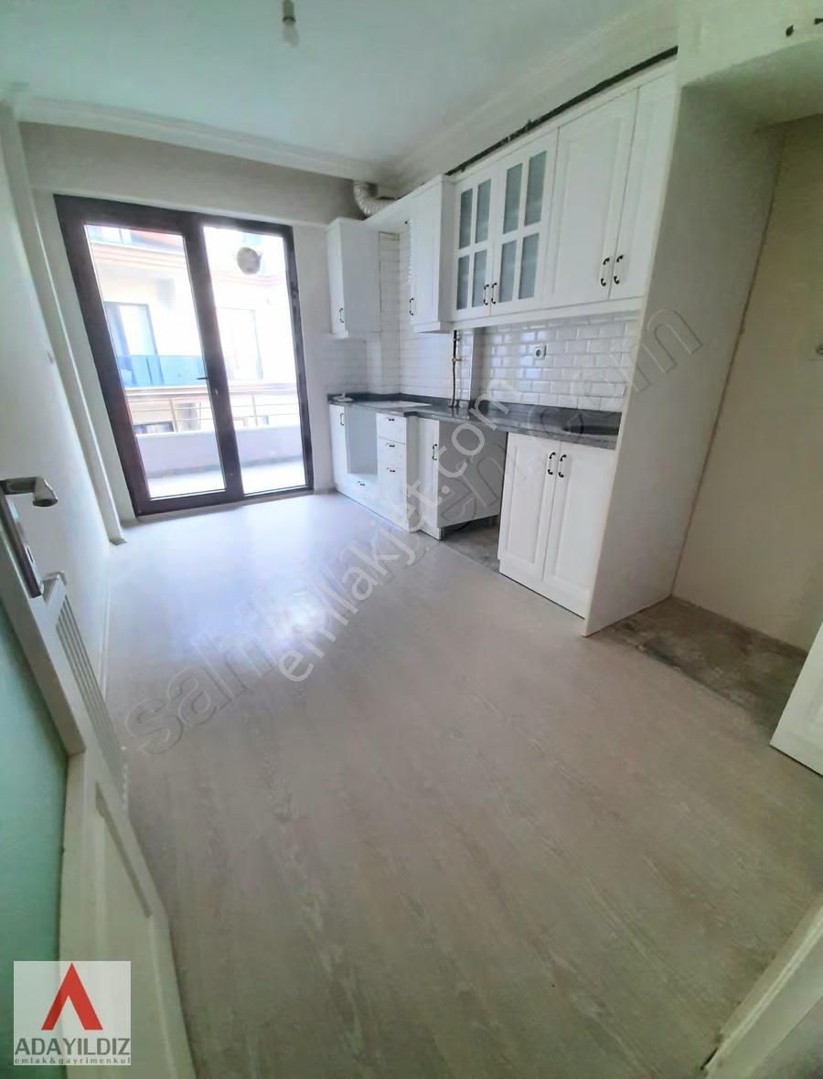 Sakarya Arifiye Hanlıköyde Ebeveyn Banyolu Kiralık Ara Kat 3+1 Daire - Görsel 5