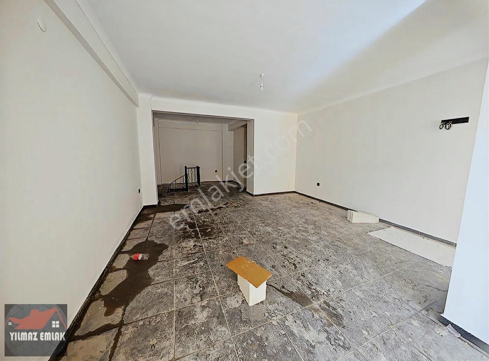 Fethiye Ana Cadde Üzerinde Sıfır Kiralık Dükkan - Görsel 8