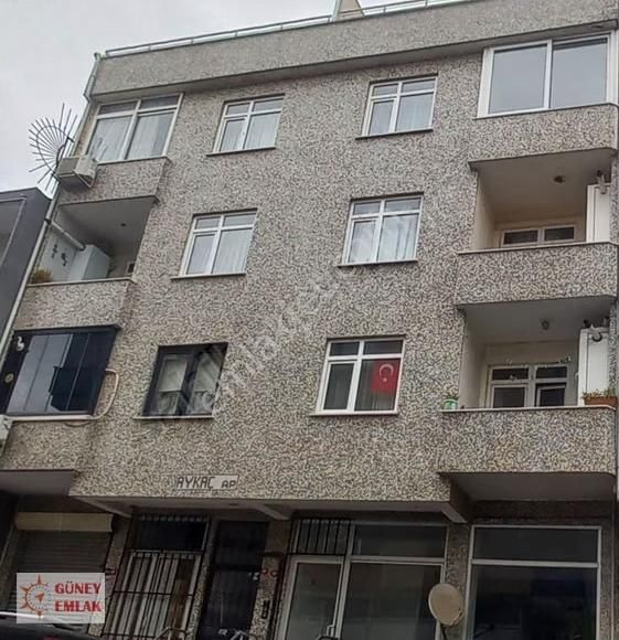 Altınşehir Mahallesinde Metroya Yakın Satılık 3+1 Dublex Daire