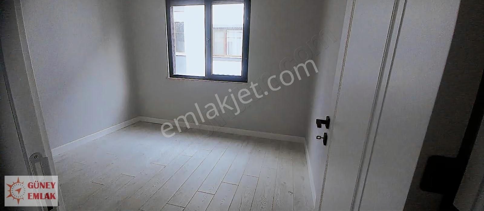 Şeriali Mahallesinde Satılık Luks Ara Kat 2+1 Daire - Görsel 2