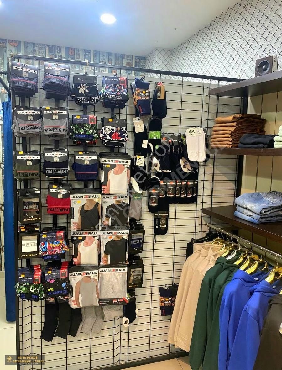 Hendekyanı Cad.üzeri Yeşil Cami Yanı Hazır Kurulu Mağaza - Görsel 2