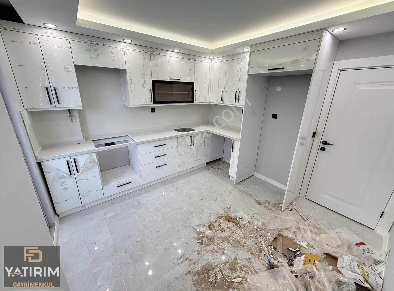 Balyanoz Yakını Lüks İişçilik 2+1 95 M2 Asansörlü Ara Kat Daire - Görsel 8