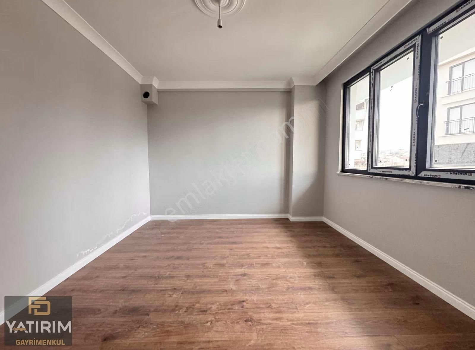 Tuzla Caddesi Üzeri Yerden Isıtmalı Lüx 2+1 95 M2 Yüksek Giriş - Görsel 8