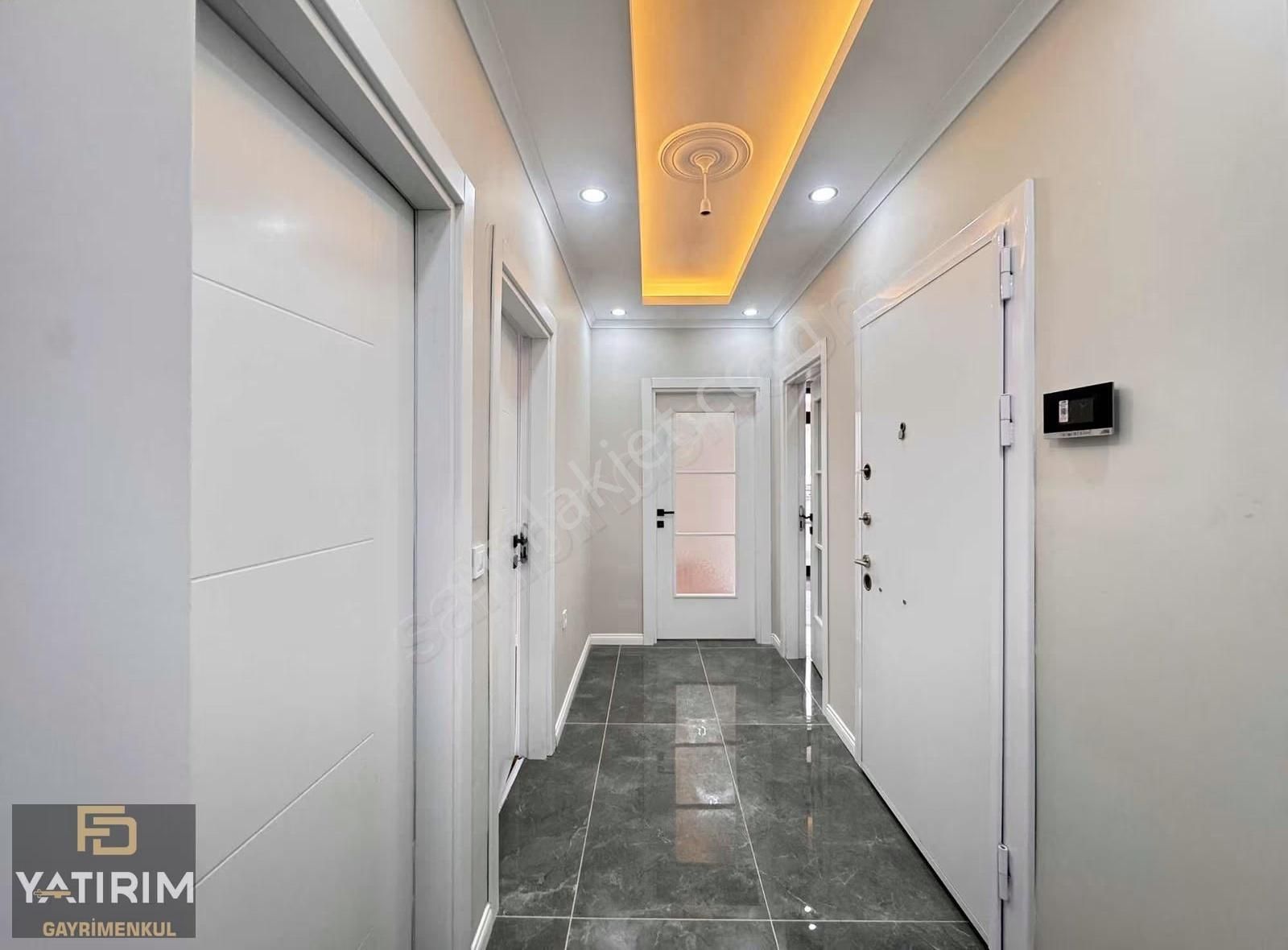 İstasyon Çarşı Yakını Asansörlü Lüx 2+1 95 M2 Ara Kat Daire - Görsel 4