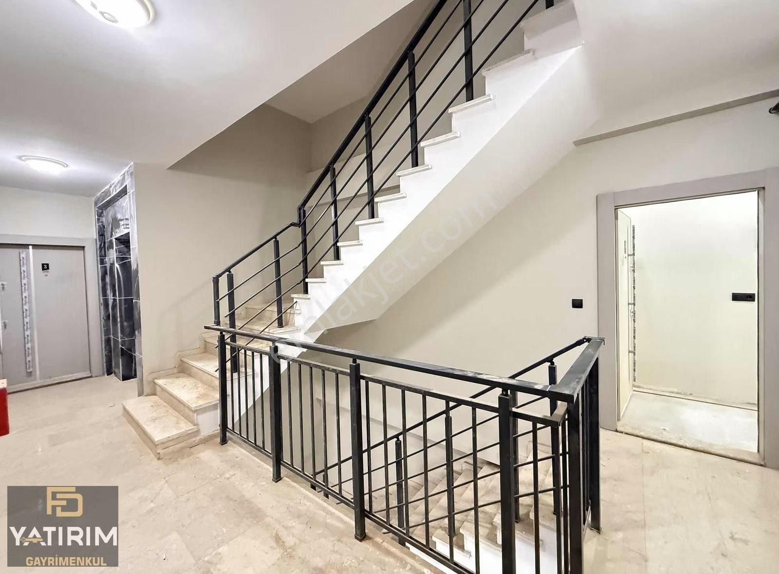 İstasyon Cad.yakını2+1 90 M2 Lüks Asansörlü Ara Kat - Görsel 21