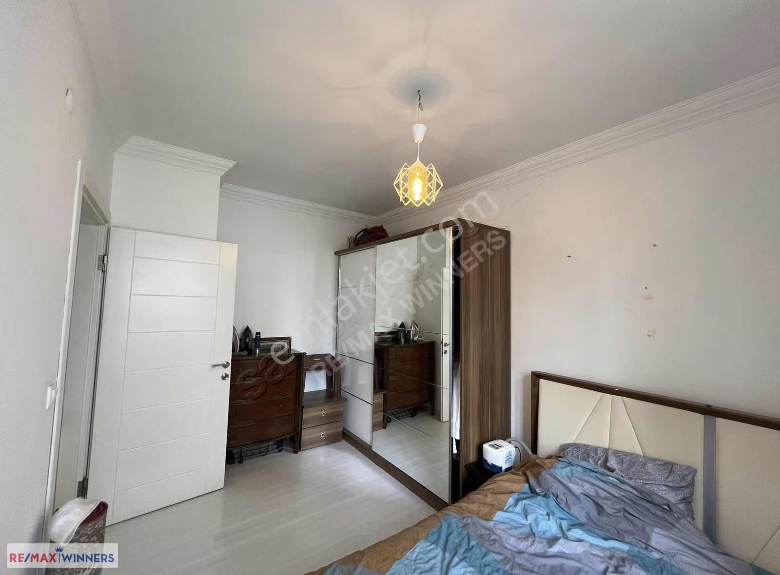 Siteler Mahallesinde Ara Kat Balkonlu 1+1 Kiralık Eşyalı Daire - Görsel 17