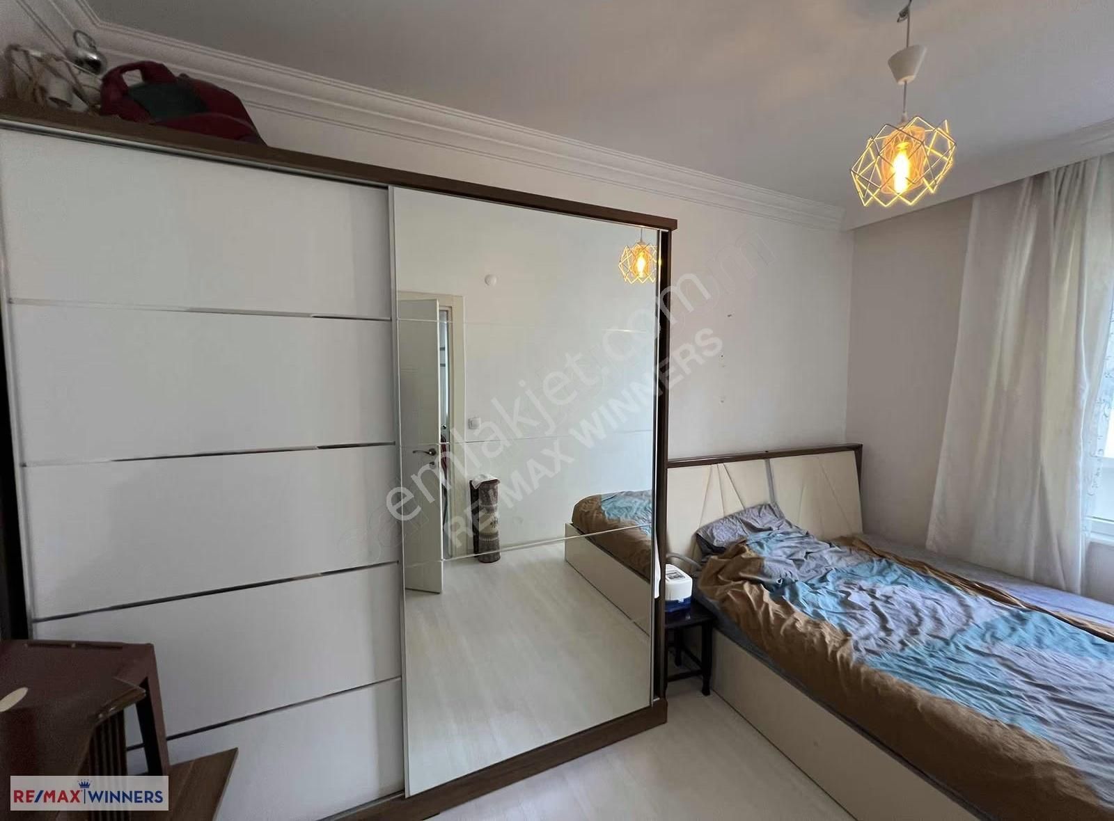 Siteler Mahallesinde Ara Kat Balkonlu 1+1 Kiralık Eşyalı Daire - Görsel 25