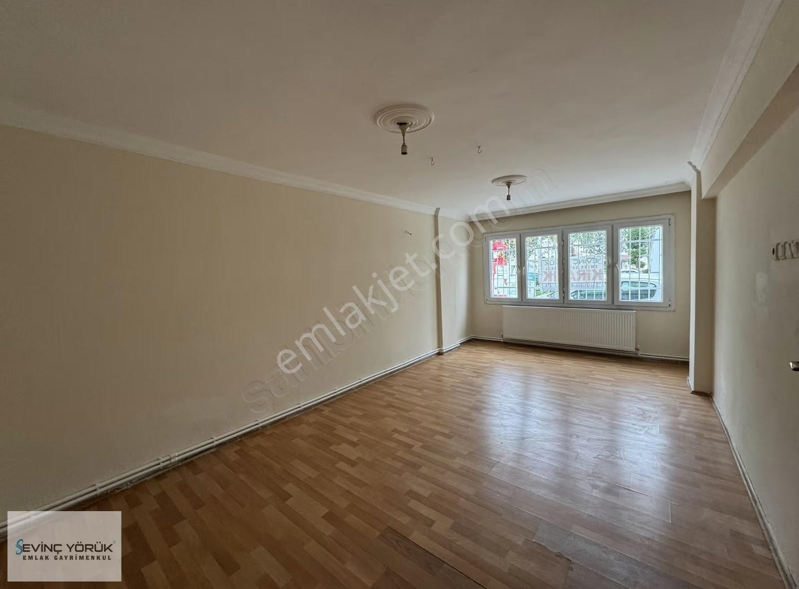 Menemen Esatpaşada Doğalgazlı 3+1 Zemin Kat Park Cepheli - Görsel 3