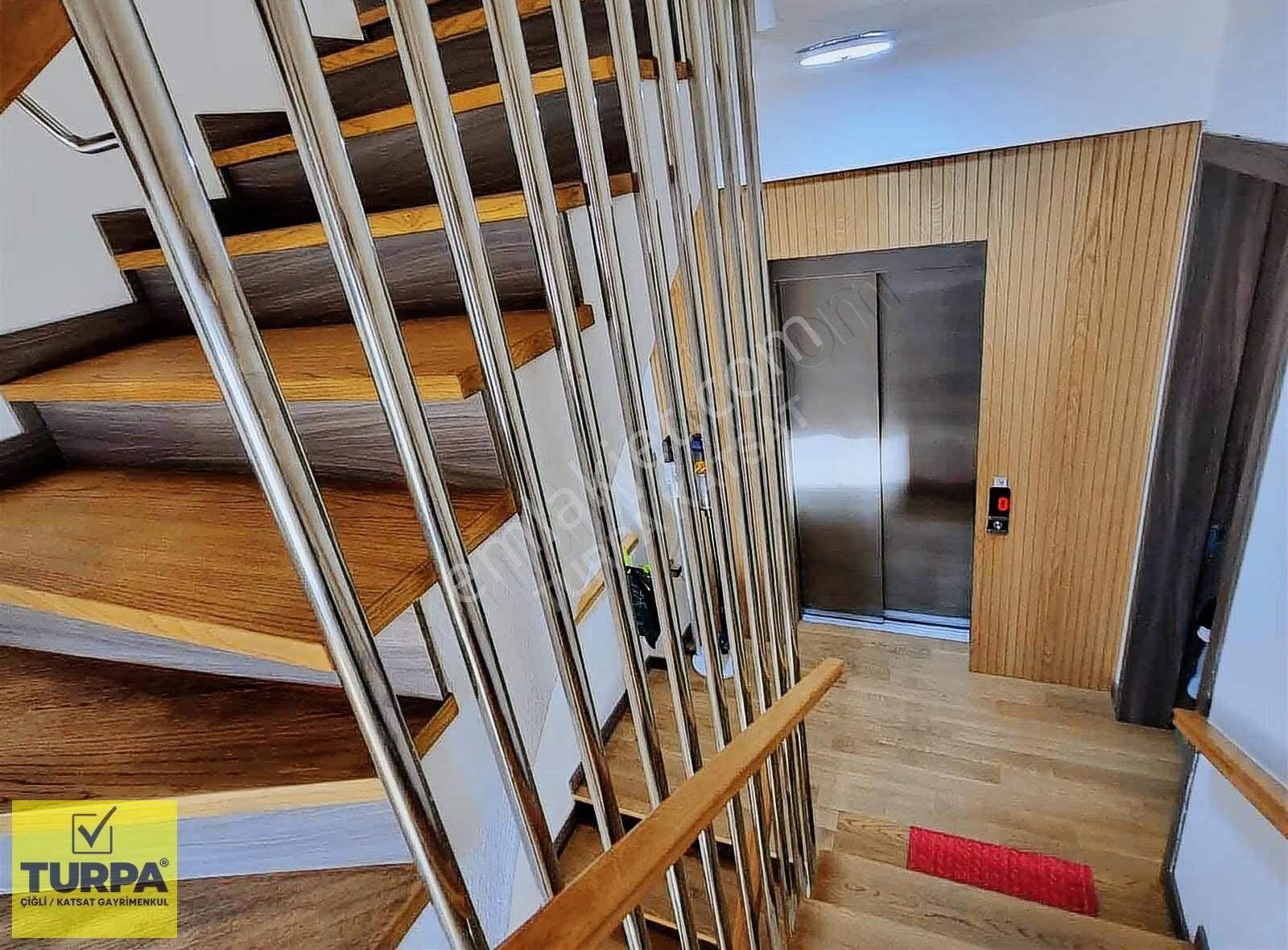 Katsat/çiğli'de Tam Müstakil Komple Satılık Bina - Görsel 16