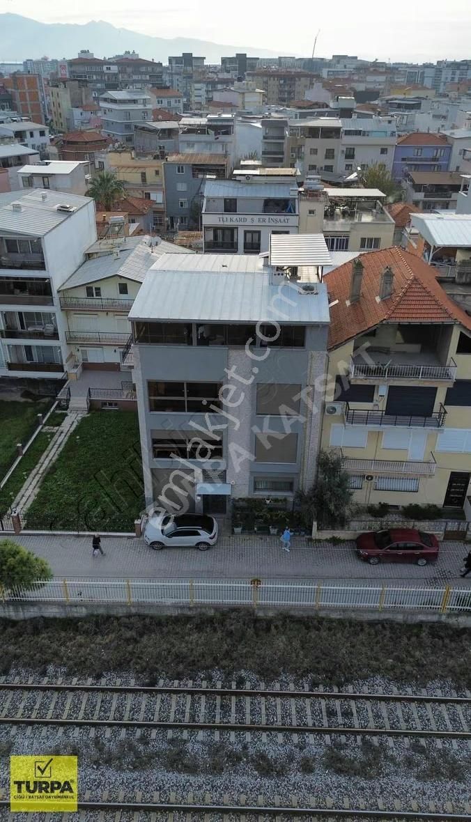 Katsat/çiğli'de Tam Müstakil Komple Satılık Bina - Görsel 33