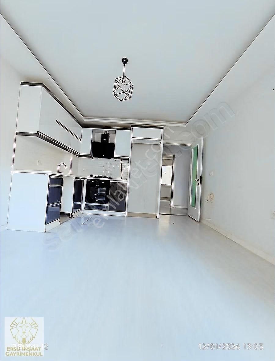 Ersü'den Asansörlü,otoparklı,doğalgazlı,genç Binada 2+1 Daire