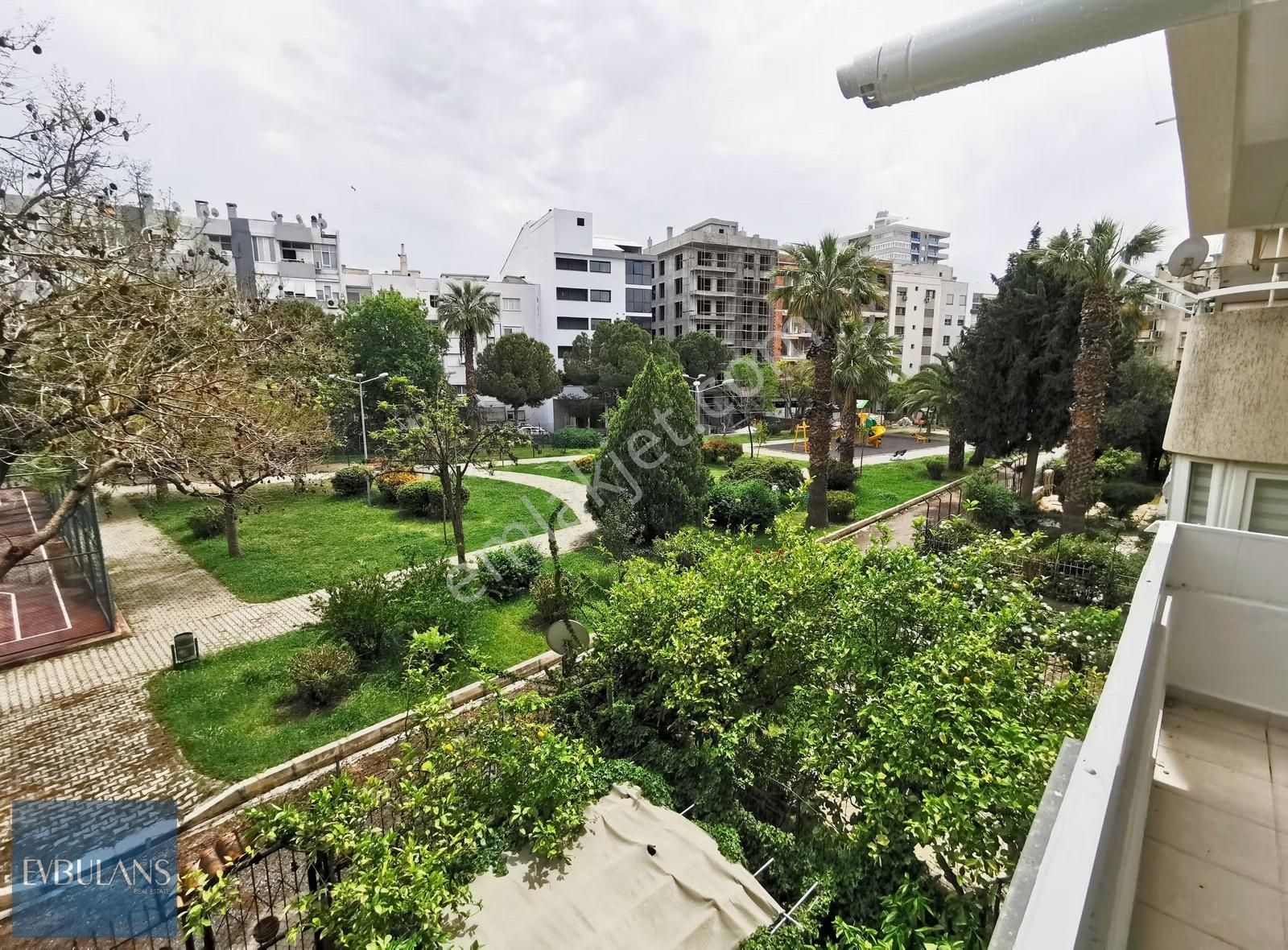 Bostanlı Sahile 150 Metre Park Cephe Ara Kat 2+1 Daire - Görsel 17