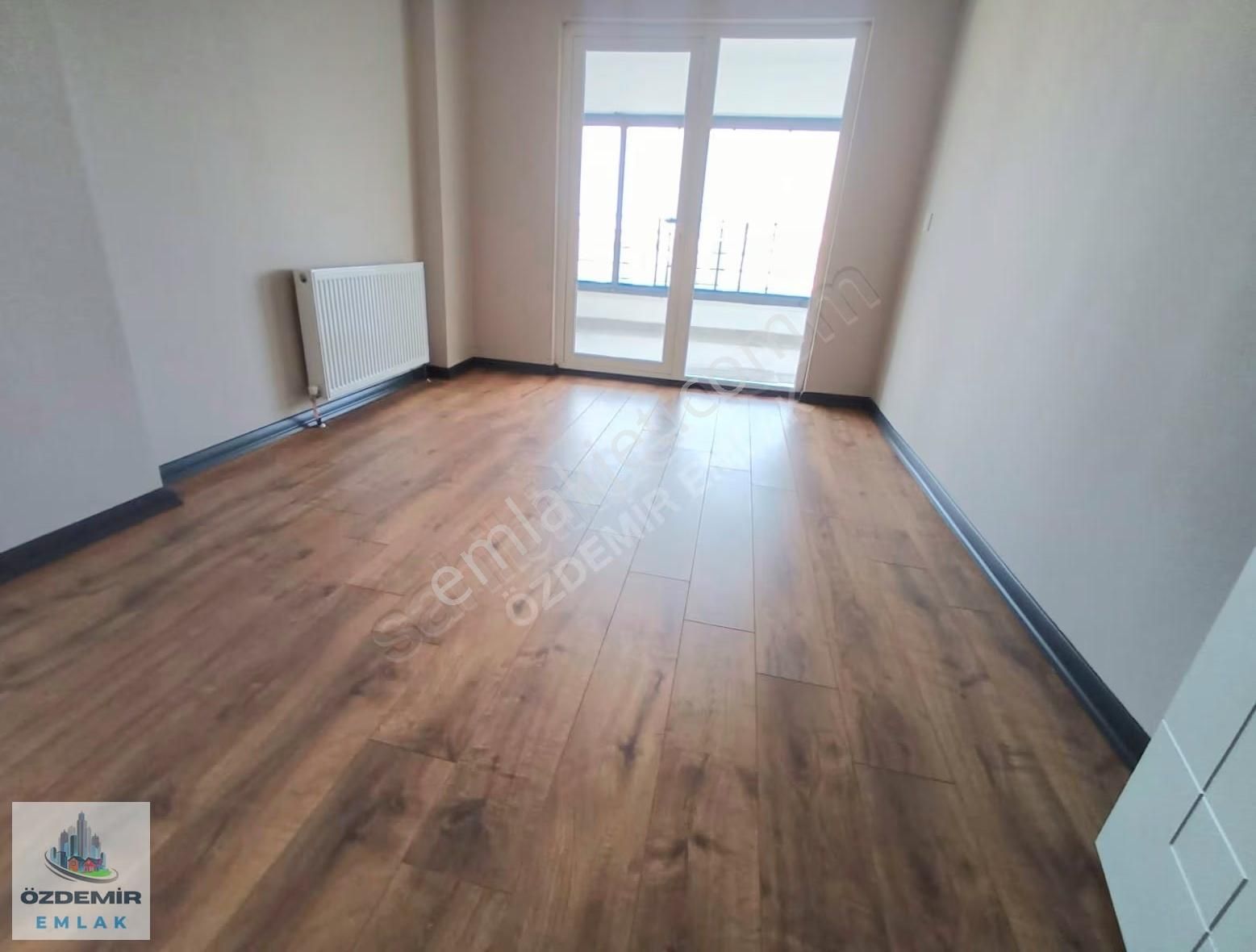 Özdemir Emlak'tan Manzaralı Full Yapılı Giyinme Odalı 4+1!!!! - Görsel 2