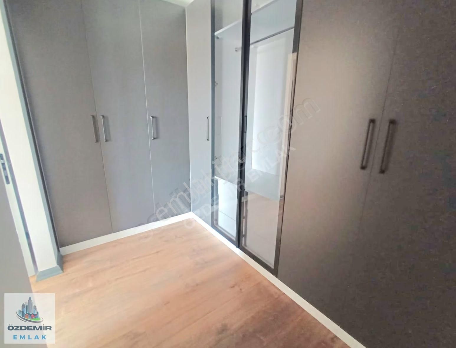 Özdemir Emlak'tan Manzaralı Full Yapılı Giyinme Odalı 4+1!!!! - Görsel 28