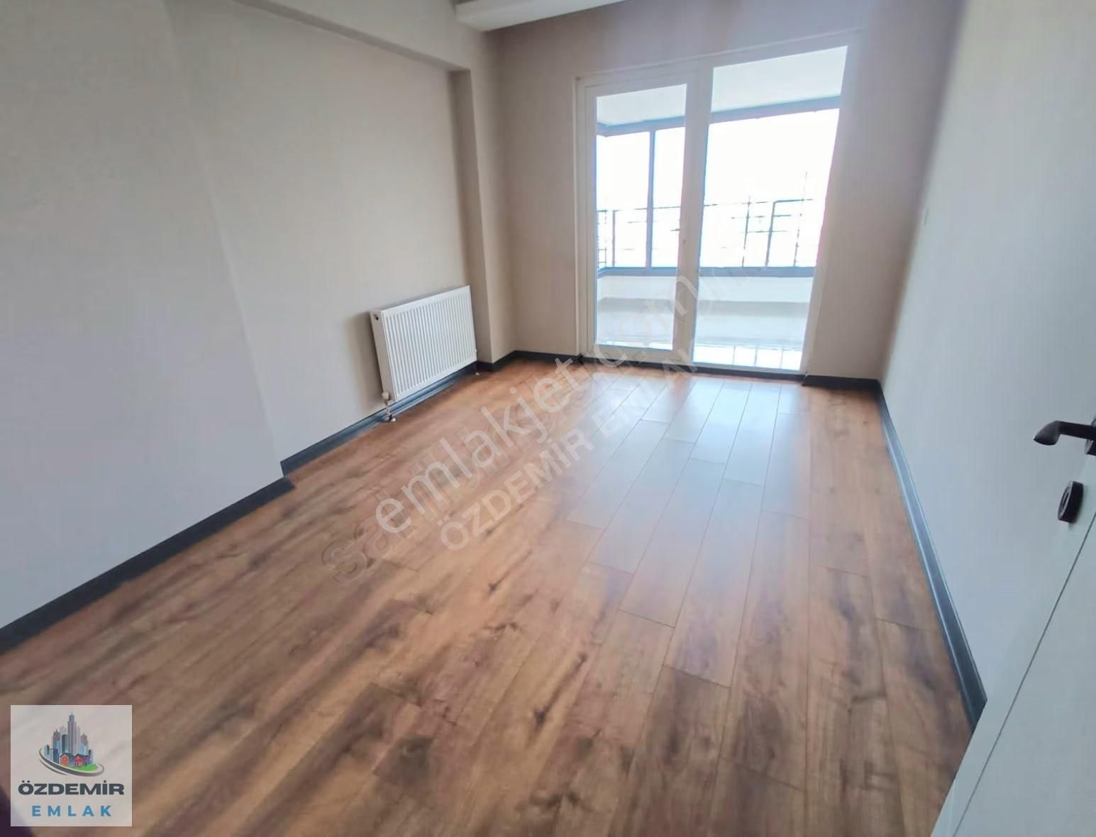 Özdemir Emlak'tan Manzaralı Full Yapılı Giyinme Odalı 4+1!!!! - Görsel 7