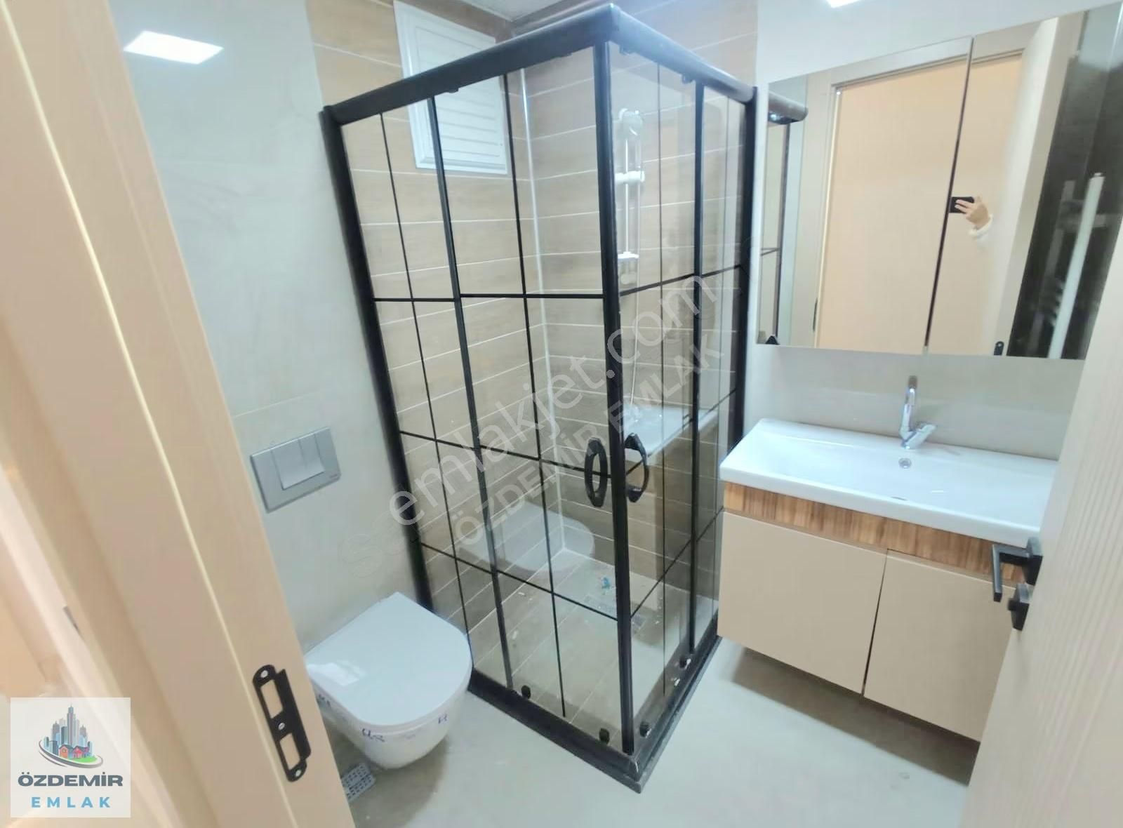 Özdemir Emlak'tan K.köyün'de Lüx Yapısı İle 3+1 Y.giriş Daire - Görsel 5