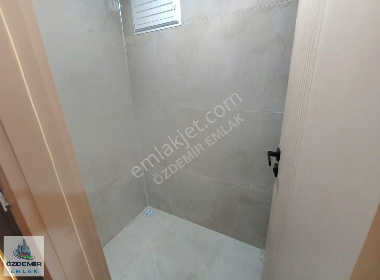 Özdemir Emlak'tan K.köyün'de Lüx Yapısı İle 3+1 Y.giriş Daire - Görsel 10