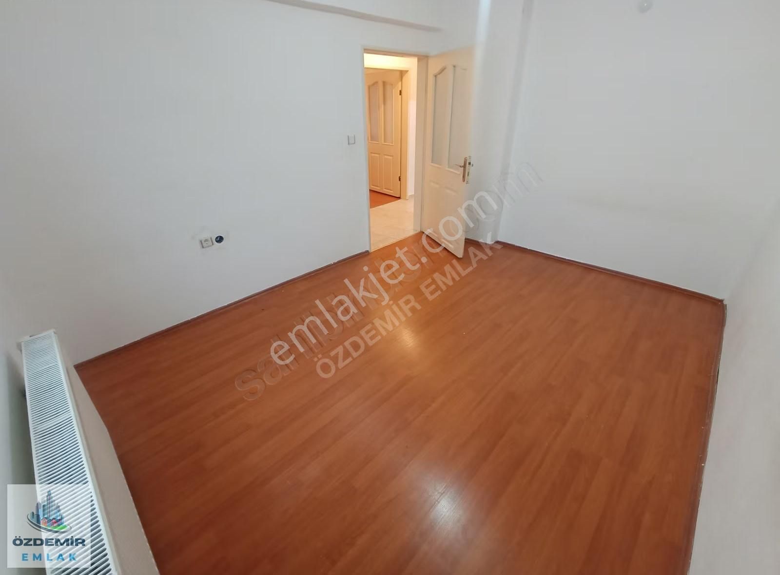 Özdemir Emlak'tan Site İçerisinde Güney Cephe Ara Katta 3+1!!!!! - Görsel 32